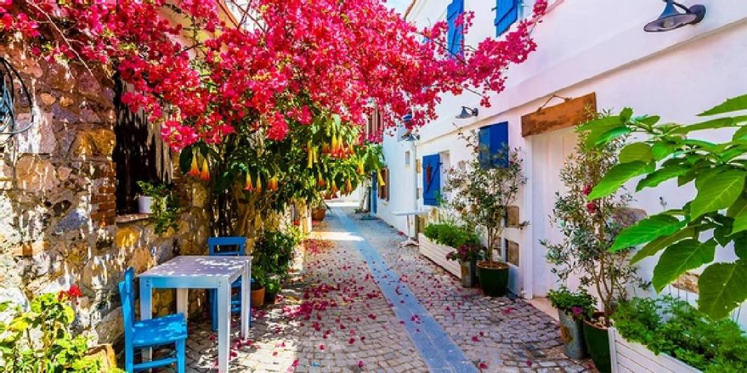 Tatilde yeni trend belli oldu! Cebini düşünen bayram öncesi akına başladı: Yazın gözdesi de Çeşme değil burası olacak! 2